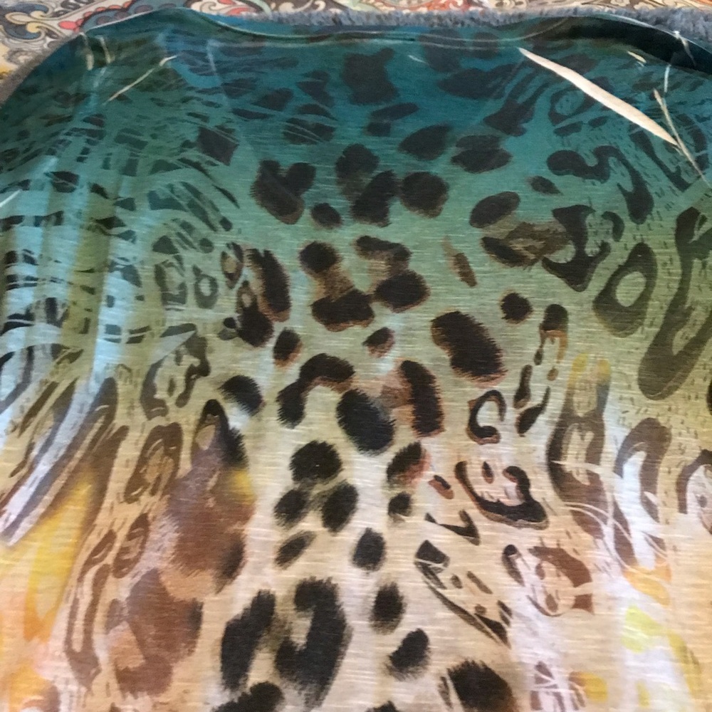 Top - Picture 3 of 3